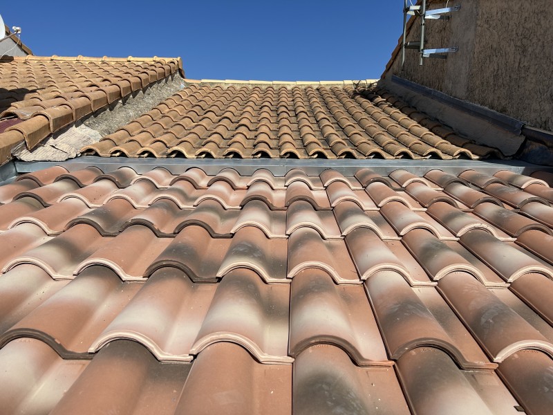Rénovation et réparation de toiture à Cassis