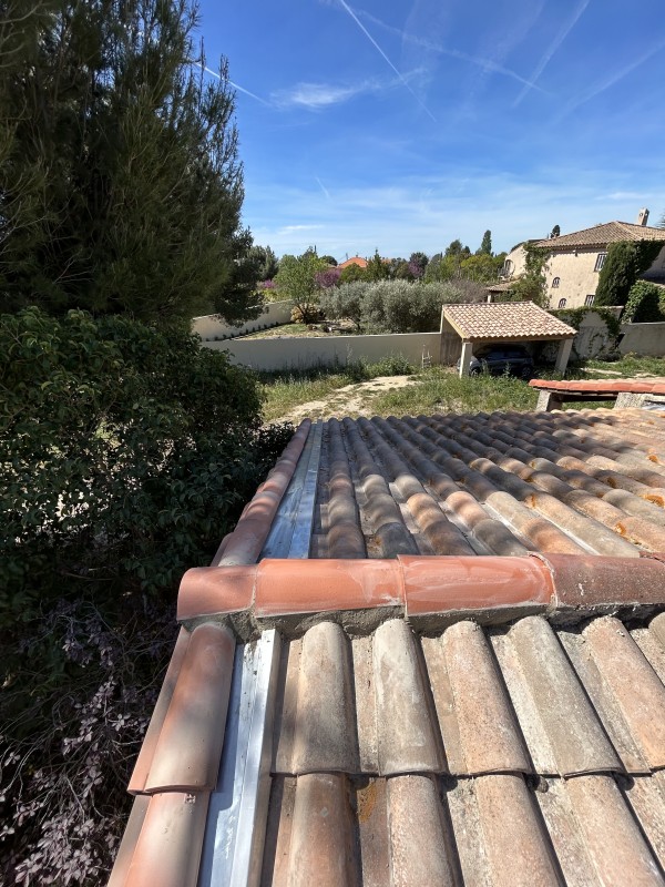 Rénovation et réparation de toiture à Cassis
